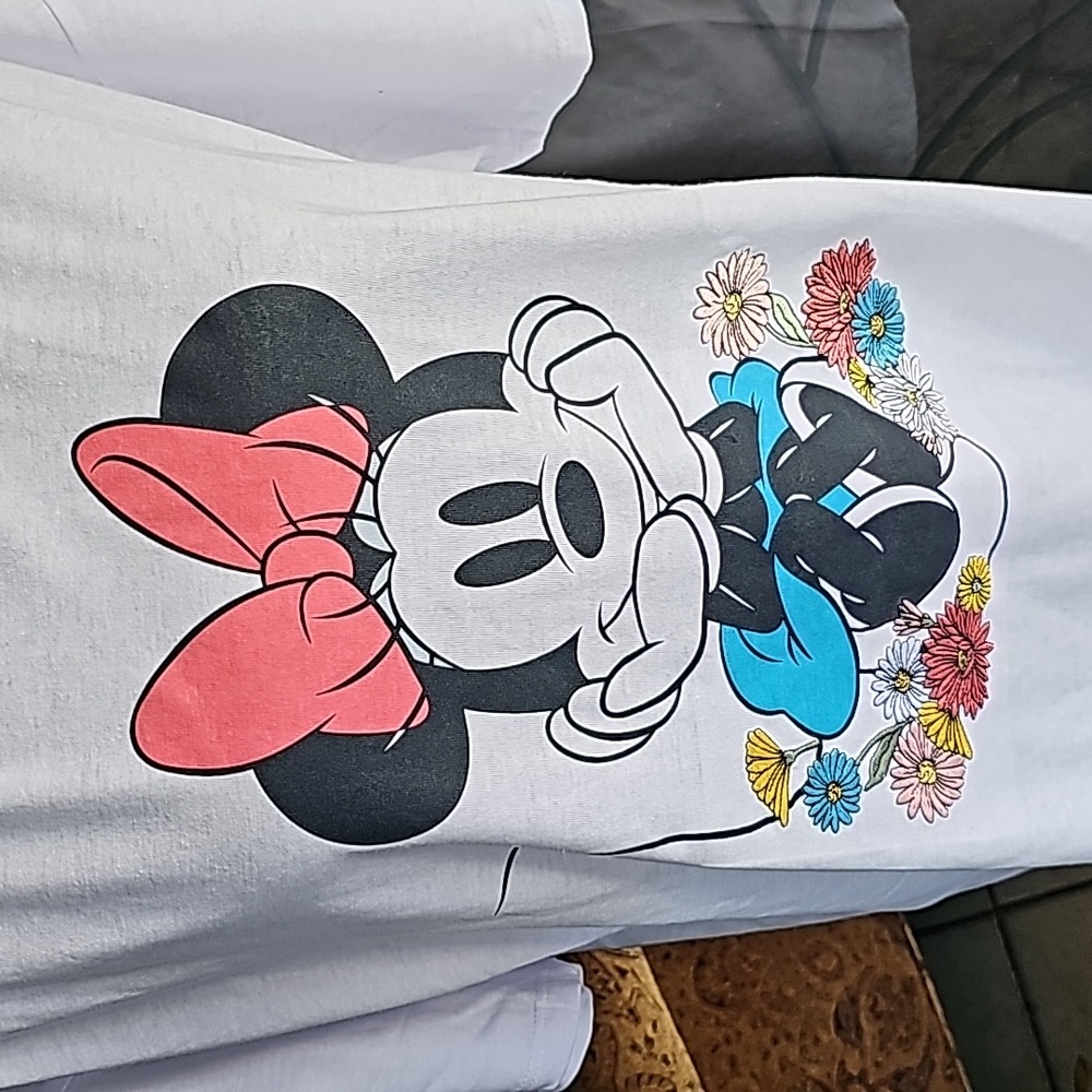 Disney Minnie Mouse T-shirt Woman's Size XL - Picture 2 of 9